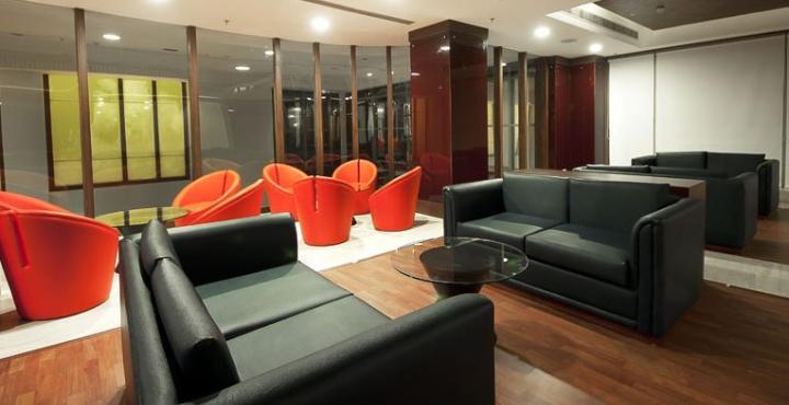 The Golden Plaza Hotel Panchkula Buitenkant foto