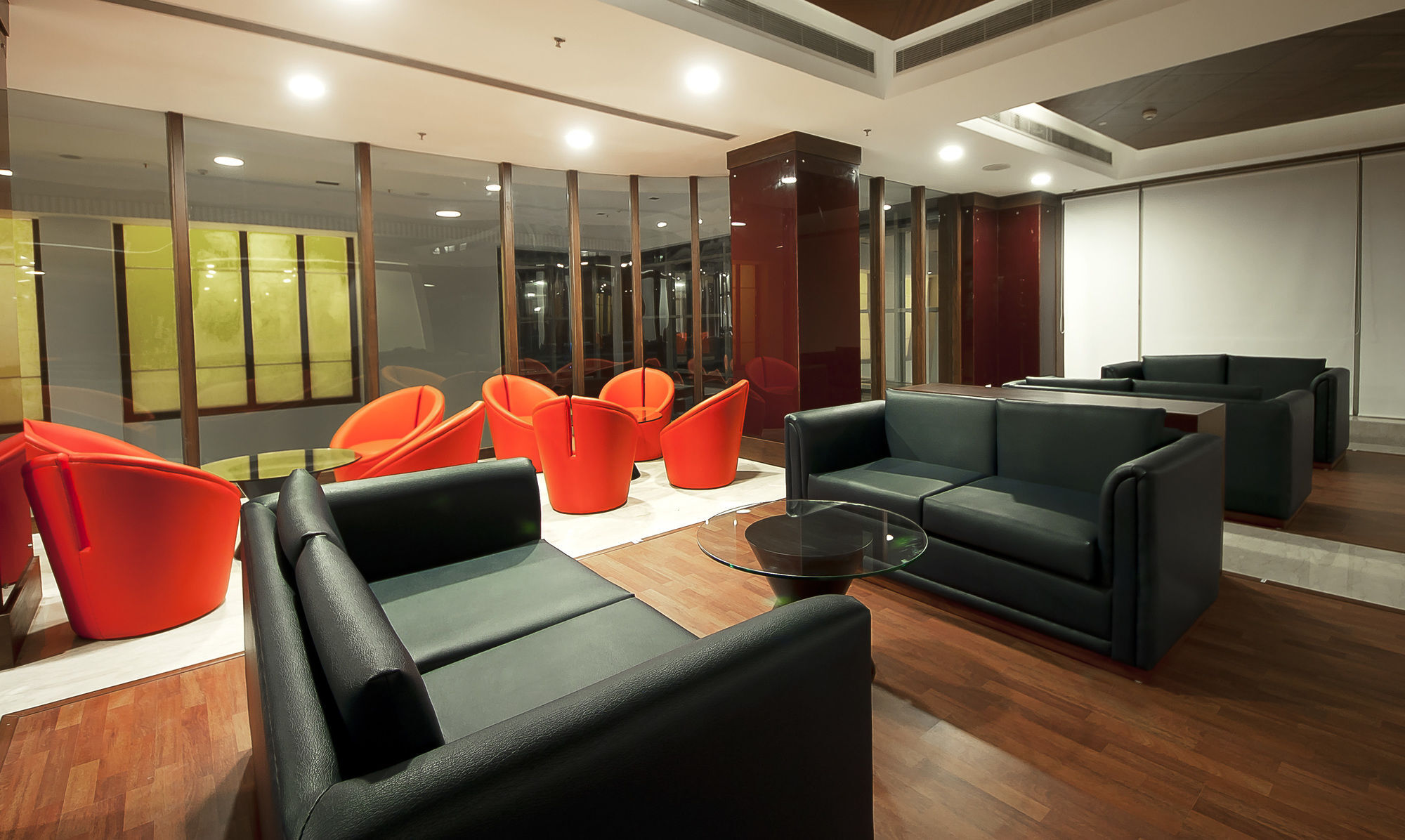 The Golden Plaza Hotel Panchkula Buitenkant foto